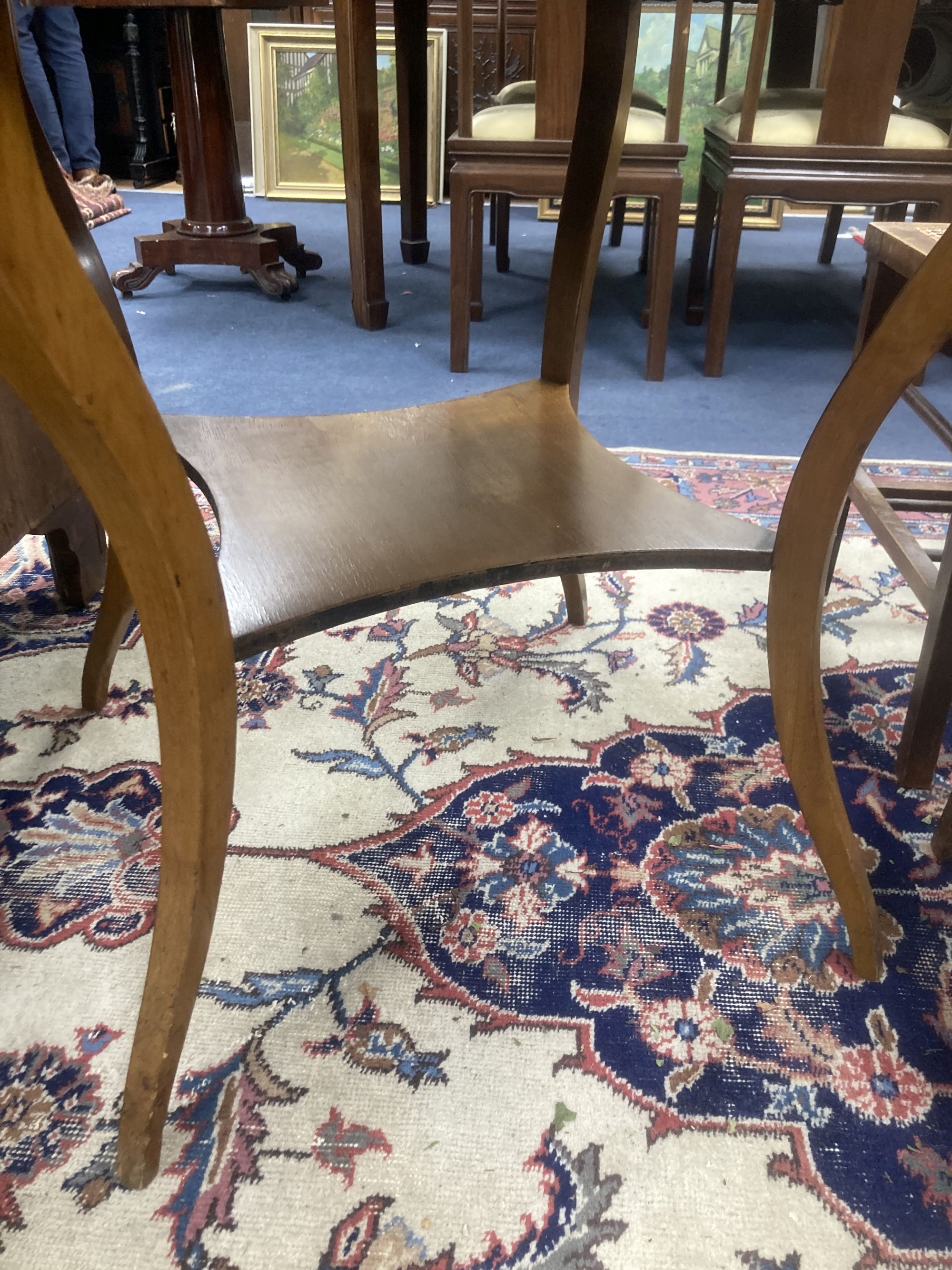 A circular Biedermier style centre table, 80cm diameter, height 71cm